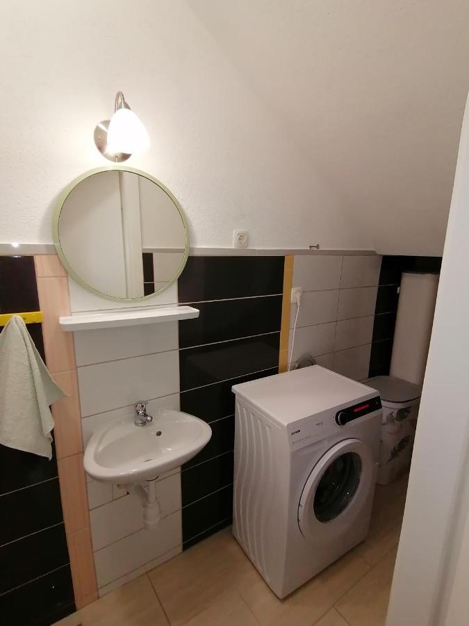 Kuca Za Odmor Ema Hotel Sibenik Ngoại thất bức ảnh