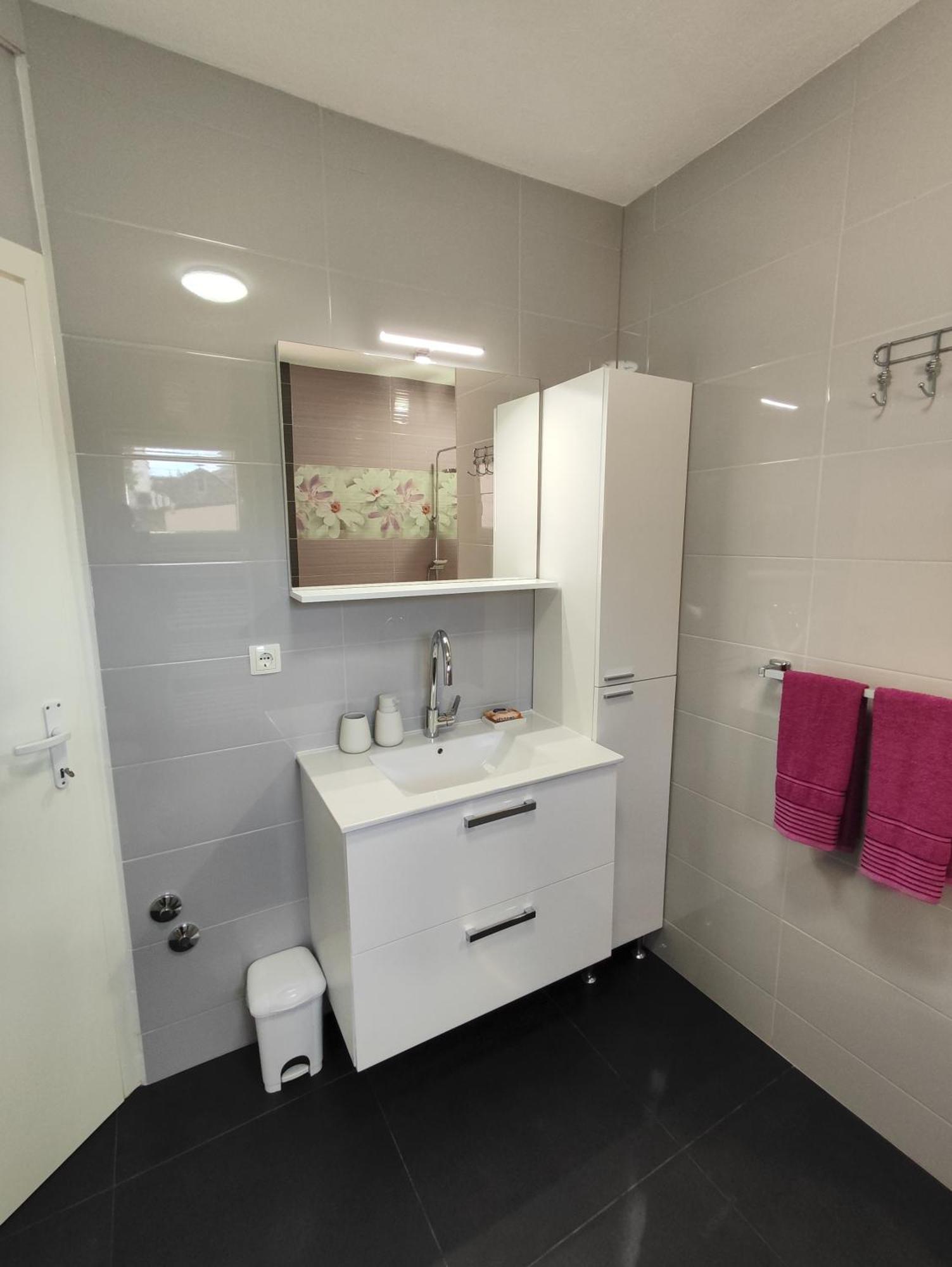Kuca Za Odmor Ema Hotel Sibenik Ngoại thất bức ảnh