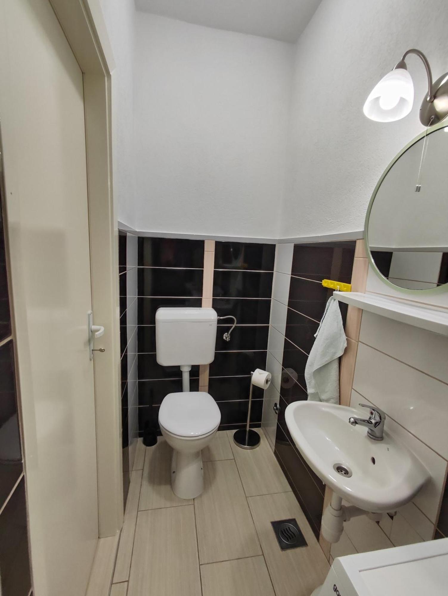 Kuca Za Odmor Ema Hotel Sibenik Ngoại thất bức ảnh
